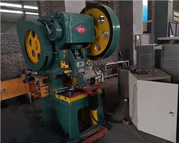 法蘭沖孔(kong)機